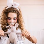 Por que algumas crianças se sentem atraídas por histórias de terror?
